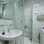 Center Cosy スコピエ